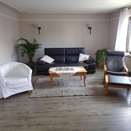Ludwinas Pfingststube Apartamento Mastershausen Exterior foto