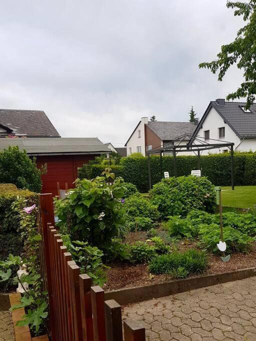 Ludwinas Pfingststube Apartamento Mastershausen Exterior foto