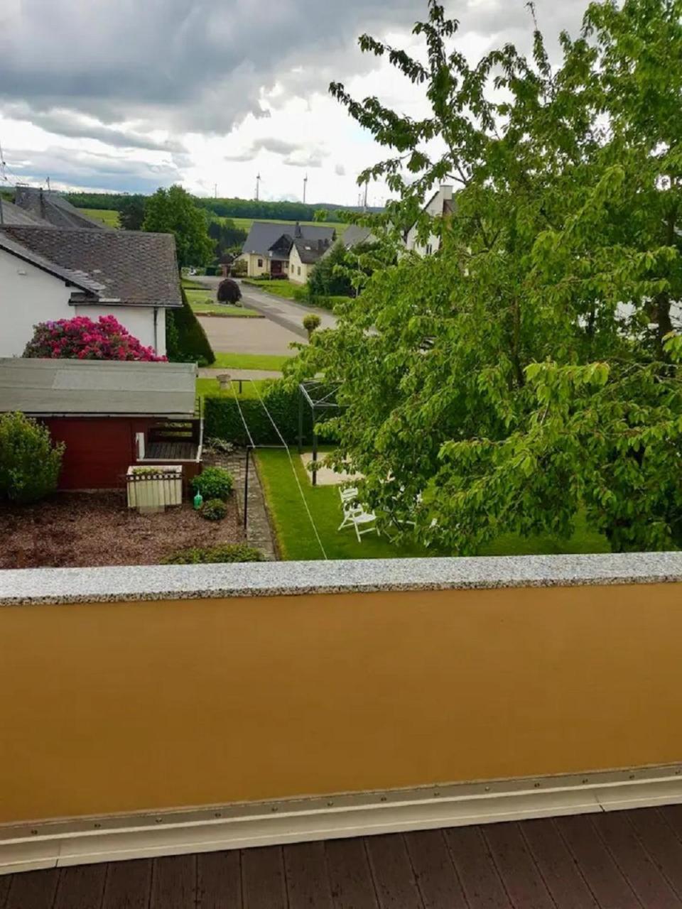 Ludwinas Pfingststube Apartamento Mastershausen Exterior foto