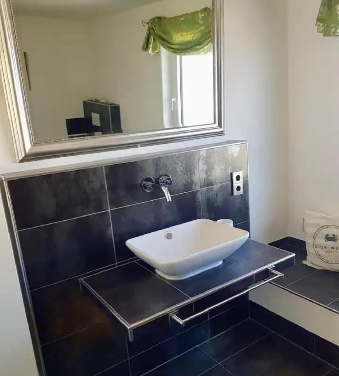 Ludwinas Pfingststube Apartamento Mastershausen Exterior foto