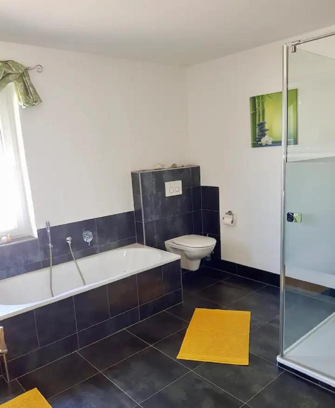 Ludwinas Pfingststube Apartamento Mastershausen Exterior foto